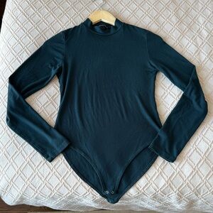 Forever 21 Hunter Green Long Sleeve Mock Neck Bodysuit